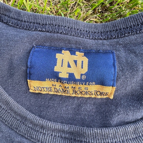 Vintage Notre Dame shirt - Picture 3 of 4